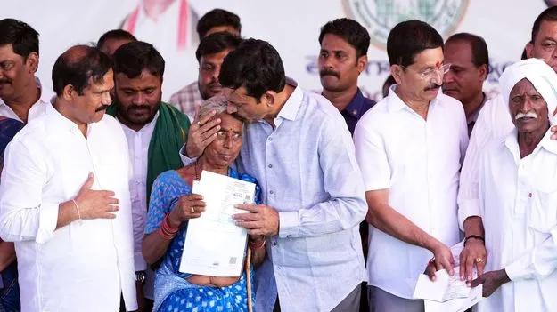 పదేళ్ల పింక్‌ పాలన కంటే.. వెయ్యిరోజుల ప్రజాపాలన భేష్‌ 