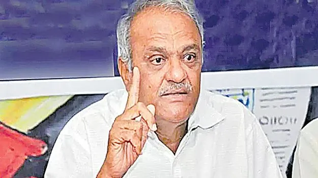 భాగవత్‌ను ఆపలేని కేంద్ర ప్రభుత్వం రేవంత్‌రెడ్డిని ఎందుకు ఆపింది?: నారాయణ