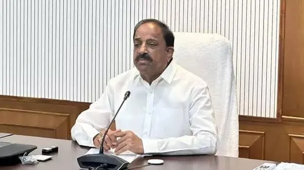 యూరియా అధిక వినియోగంపై కేంద్రం చర్యలు చేపట్టాలి