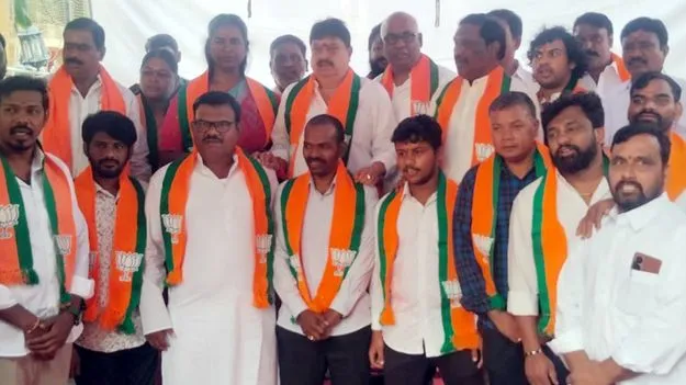 కాంగ్రెస్‌ మహిళా వ్యతిరేకపార్టీ 