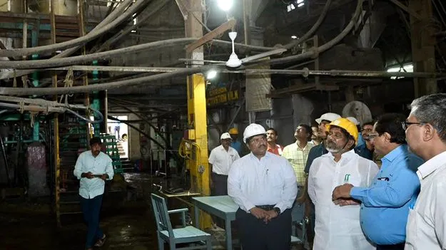 బంగారం మైనింగ్‌లో హట్టి-సింగరేణి జతకట్టాలి  