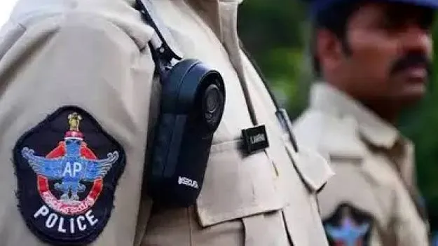 పోలీసుల కోసం విహార, విహారి వసతి భవనాలు