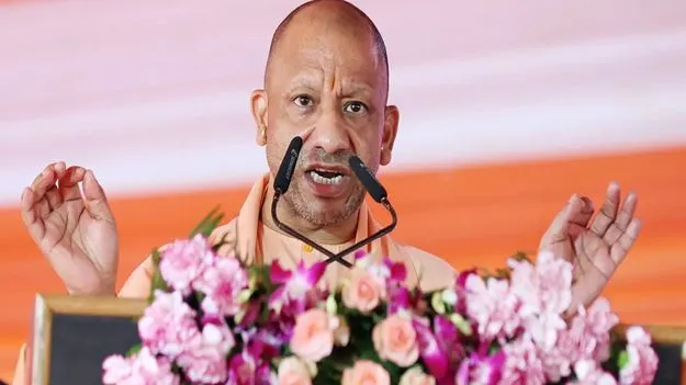 హింసాత్మక నిరసనల్లో పాల్గొంటే ప్రభుత్వోద్యోగాలకు అనర్హులు
