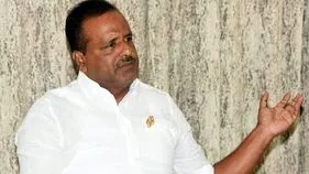 బిల్లు కడితేనే మృతదేహం అప్పగిస్తామంటే కేసే!