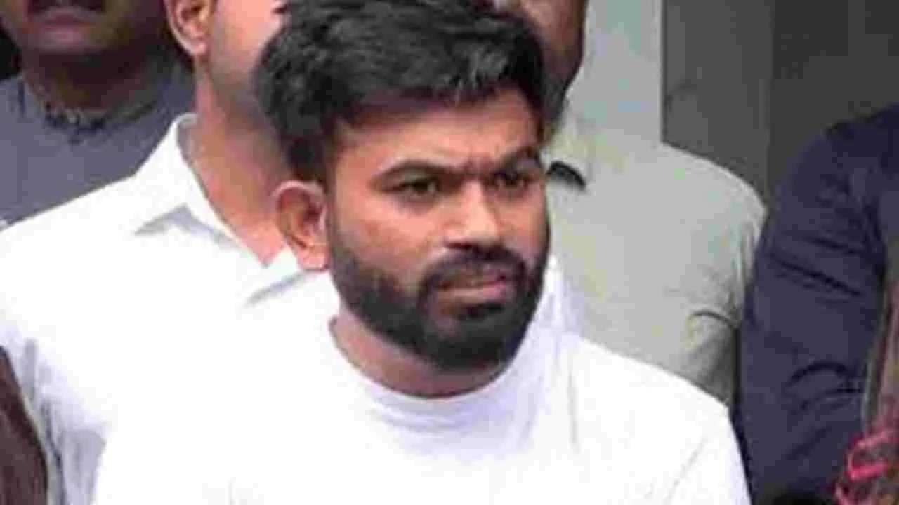 ఆదివాసీ స్కూల్‌ టీక్‌ కరో