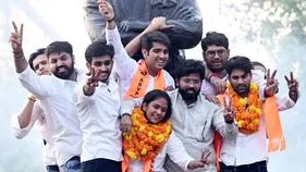 ఢిల్లీ వర్సిటీ విద్యార్థి సంఘం ఎన్నికల్లో ఏబీవీపీ హవా