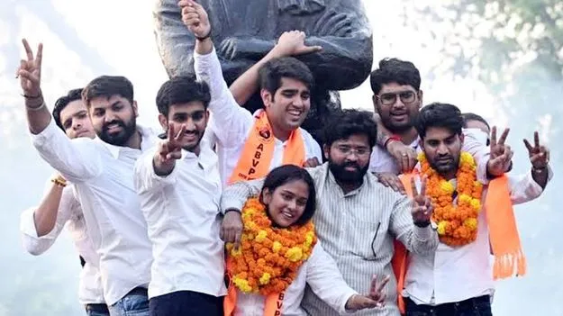 ఢిల్లీ వర్సిటీ విద్యార్థి సంఘం ఎన్నికల్లో ఏబీవీపీ హవా