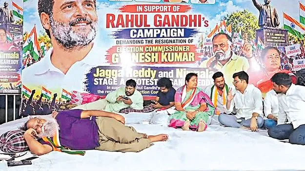 రెండో రోజూ జగ్గారెడ్డి, నిర్మల దంపతుల దీక్ష