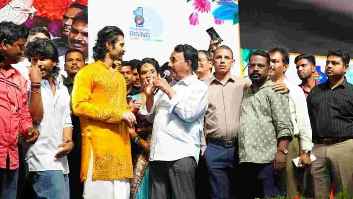 హైదరాబాద్ ట్యాంక్‌బండ్‌పై ఘనంగా సద్దుల బతుకమ్మ సంబరాలు.. ప్రత్యేక ఆకర్షణగా రష్మిక