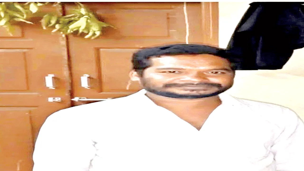 murder సిమెంట్‌ ఇటుకతో కొట్టి.. వేడి నూనె పోసి