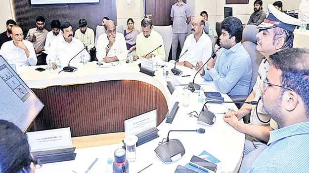 26,426 మందికి ఇళ్ల పట్టాలు