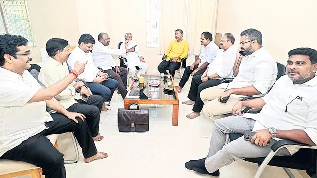 కూటమి సర్దుబాటు