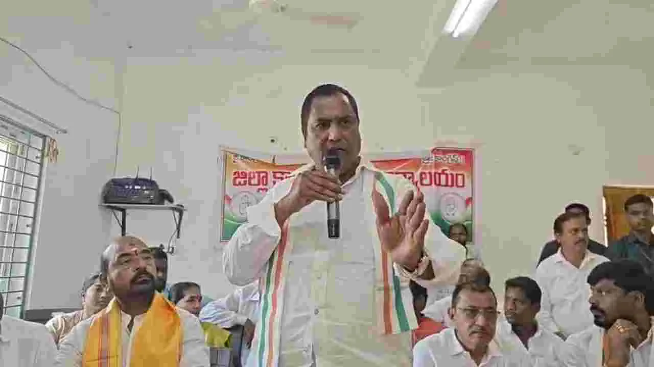 ఫామ్‌హౌస్‌కు పరిమితమైన మాజీ ముఖ్యమంత్రి