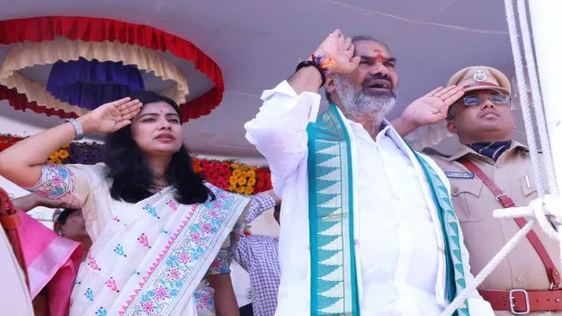 అభివృద్ధి పథంలో తెలంగాణ ముందంజ 