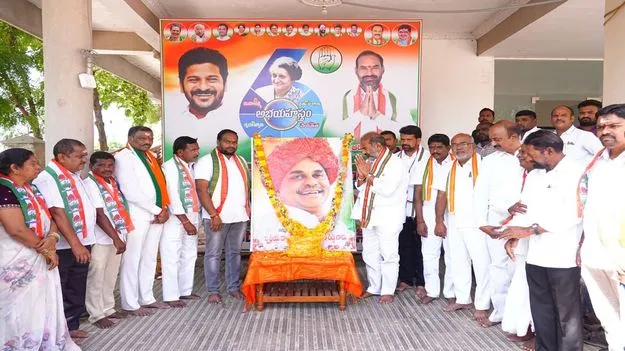 వైఎస్‌ఆర్‌ ఆశయ సాధనకు కృషి