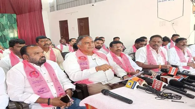 నిర్వాసితులకు ఇచ్చిన హామీల అమలేది?
