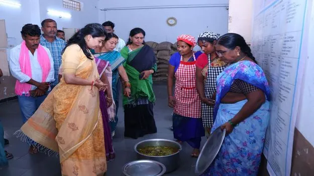 పర్యావరణ పరిరక్షణలో భాగస్వాములు కావాలి