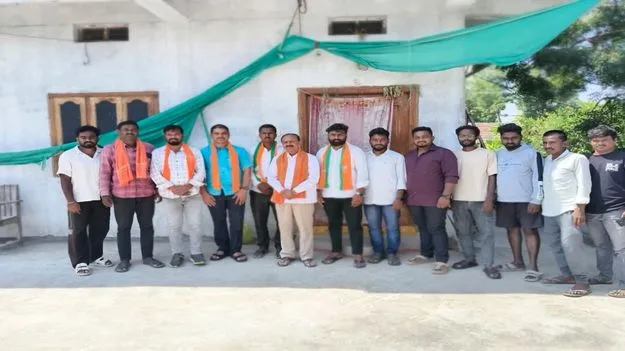 పార్టీని బలోపేతం చేయాలి