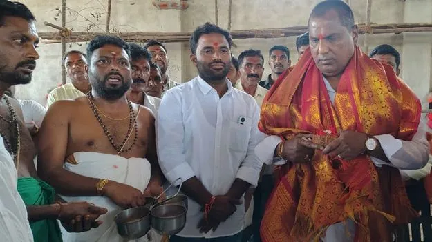 ముత్యాల పోచమ్మ ఆలయాభివృద్ధికి కృషి