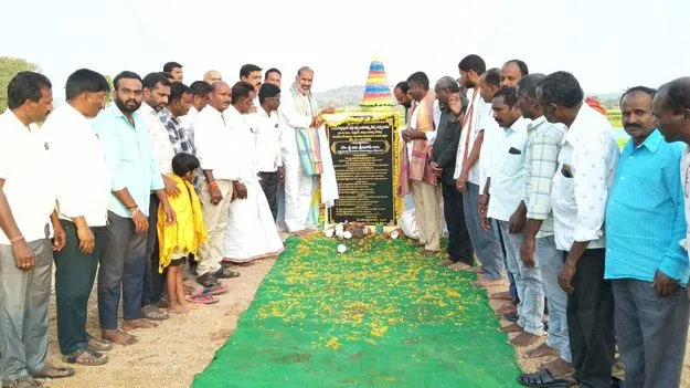పూలను పూజించే పండుగ బతుకమ్మ 