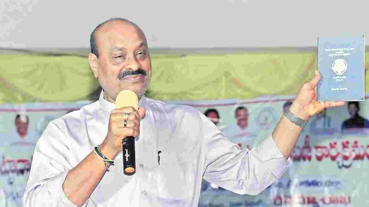 సచివాలయ వ్యవస్థ.. గొడ్డలి పార్టీ అనాలోచిత నిర్ణయం