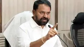 డప్పు కొడితే.. కేసీఆర్ ఫాంహౌస్ మైలపడిందా?: అద్దంకి దయాకర్