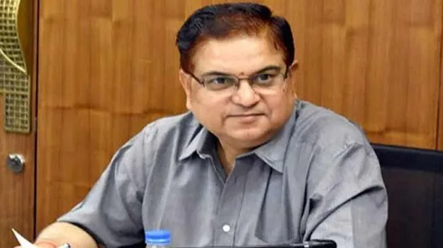 ఏపీలో స్థానిక ఎన్నికల పరిశీలకులుగా 28 మంది ఐఏఎస్‌లు: ఎస్ఈసీ 