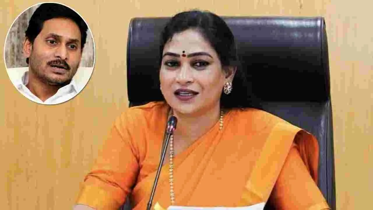 డీఎస్సీ వివాదంపై అనిత ఫైర్.. జగన్ ఆరోపణలకు 16 వేల ఉద్యోగాలతో కౌంటర్