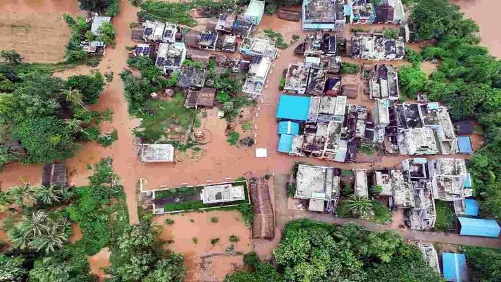 శ్రీకాకుళం బూర్జలో వరద బీభత్సం.. పోలీస్ స్టేషన్‌లోకి చేరిన నీరు