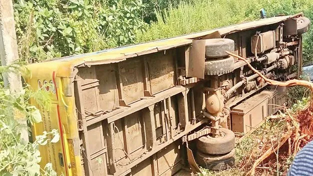 స్కూల్‌ బస్సులకు భద్రత ఎంత..?