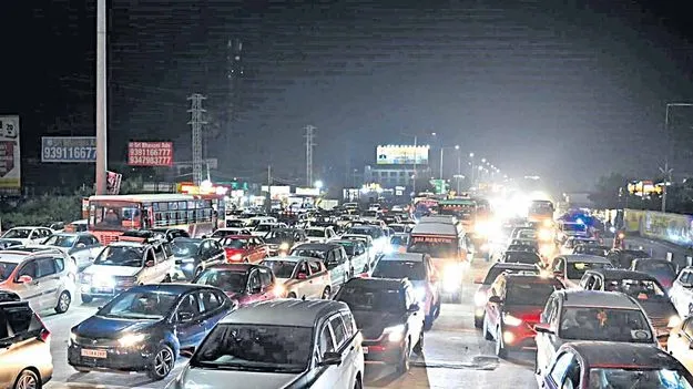 సొంతూరికి చలో చలో! 