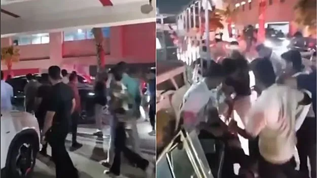 60 మందితో పార్టీ.. అరవింద సమేత!