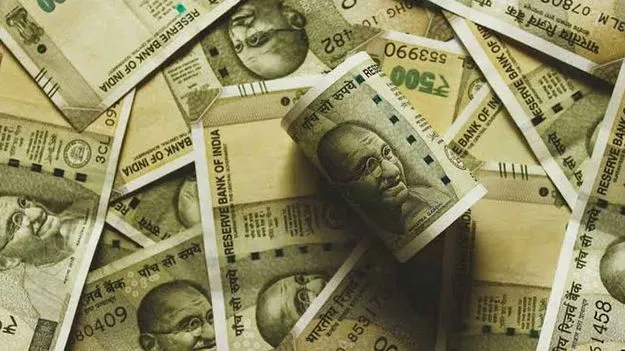 మార్చిలోగా మరో   రూ.7.86 లక్షల కోట్ల అప్పులు