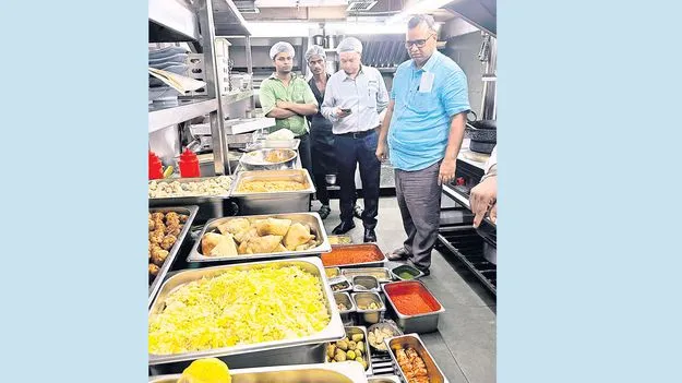 ‘కైలాస పరబత్‌’లో నిల్వ ఆహారం