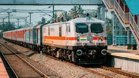 డిసెంబరులో హైదరాబాద్‌-రక్సౌల్‌ మధ్య పలు రైళ్ల రద్దు
