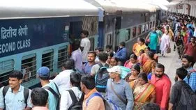 దసరా రద్దీతో రైళ్లన్నీ ఫుల్‌.. వెయిటింగ్‌ లిస్టు కష్టమే