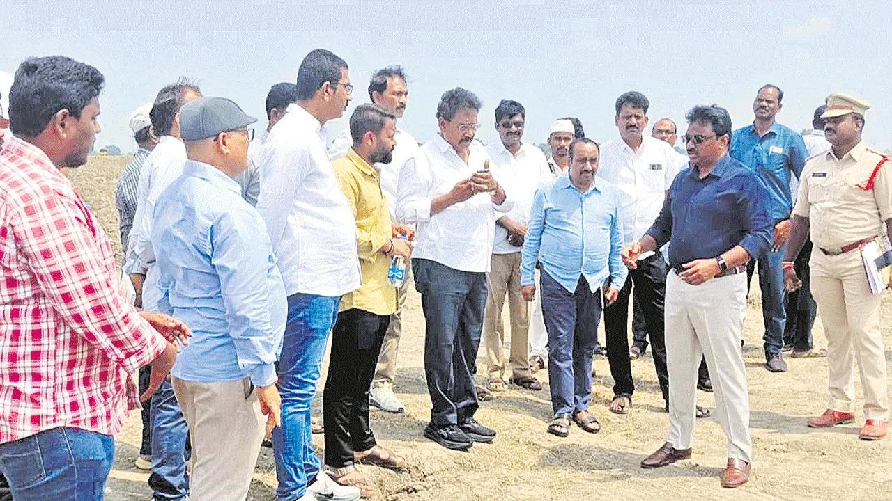సీఎం సభకు వేగంగా ఏర్పాట్లు