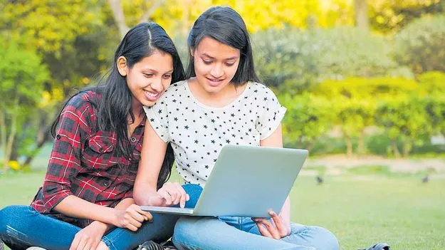 ఏఐ యుగంలో   బీటెక్‌ జర్నీ