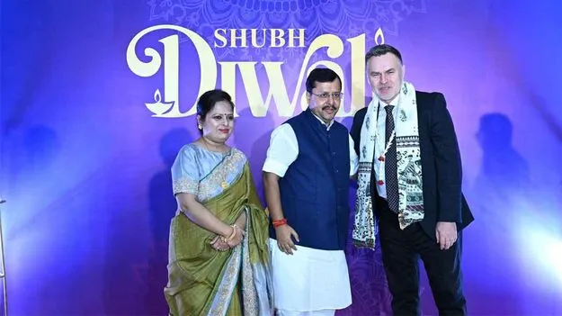 50 దేశాల దౌత్యవేత్తలతో బీజేపీ దీపావళి మిలన్