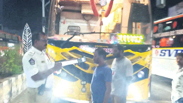 అమ్మో.. ప్రైవేటు బస్సులు