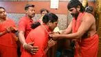 ఖమ్మంలో అమ్మవారి దీక్షలు స్వీకరించిన భక్తులు