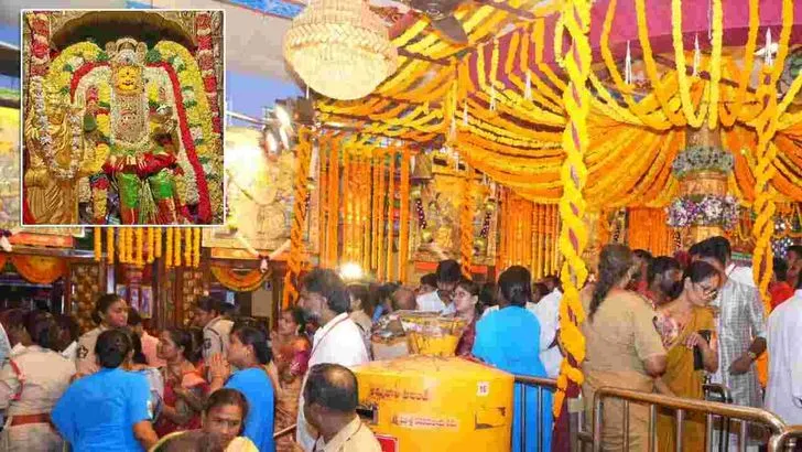 అన్నపూర్ణాదేవిగా విజయవాడ దుర్గమ్మ.. తరలివస్తున్న భక్తులు