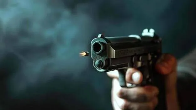 గువాహటీలో కాల్పులు..ఐదుగురి మృతి 