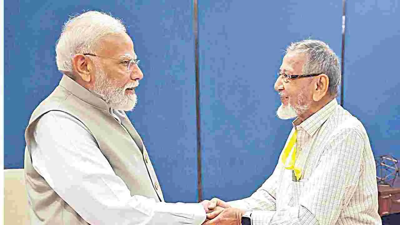 నా స్థలం ఆక్రమించారు.. న్యాయం చేయండి