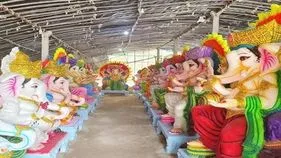 రంగుల గణనాథుడికే జై..
