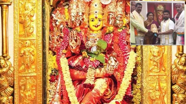 దుర్గమ్మకు రూ.75 లక్షల విలువైన స్వర్ణ కిరీటం కానుక