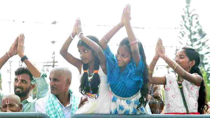తిరుమల నవరాత్రి బ్రహ్మోత్సవాలు.. హనుమంత వాహనంపై శ్రీవారు