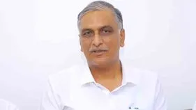హరీశ్ రావు అరెస్ట్.. కాలినడకన పీఎస్‌కు మాజీ మంత్రి