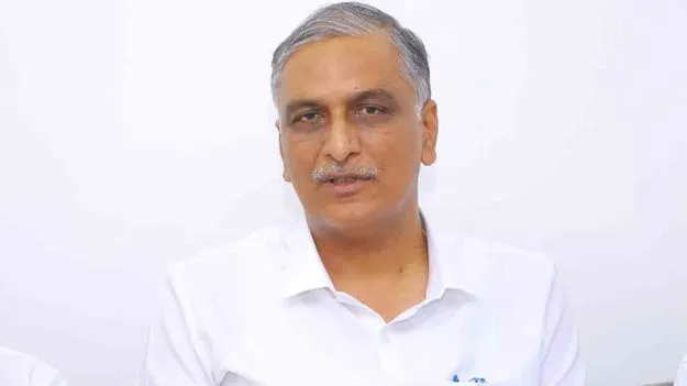 హరీశ్ రావు అరెస్ట్.. కాలినడకన పీఎస్‌కు మాజీ మంత్రి