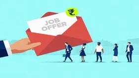 జాబ్‌ల పేరుతో జేబులు ఖాళీ